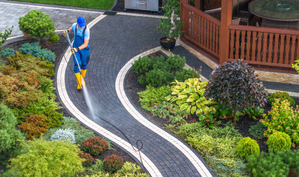 Best Garage Pressure Washing  in Derwood, MD